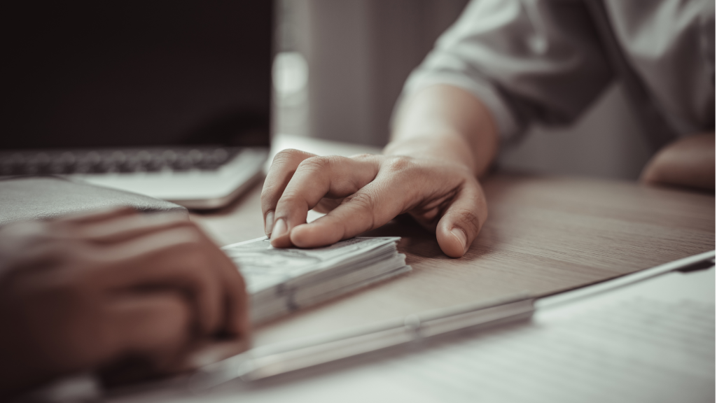 B2B Debt Recovery Transactions:
5 Important Considerations for Businesses