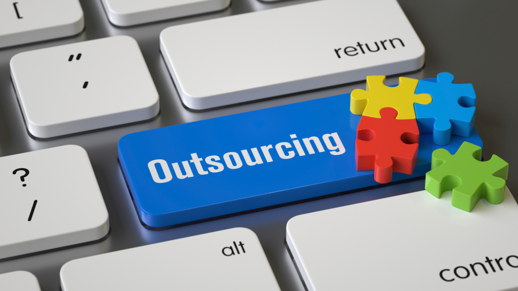 5 Considerations When Choosing the Right Debt Collection Outsourcing Provider